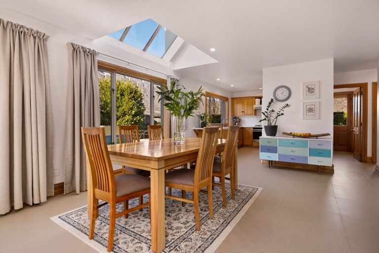 Photo of property in 34 Copper Beech Avenue, Frankton, Queenstown, 9300