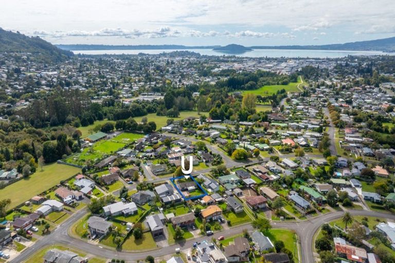 Photo of property in 30 Rimuvale Street, Pukehangi, Rotorua, 3015
