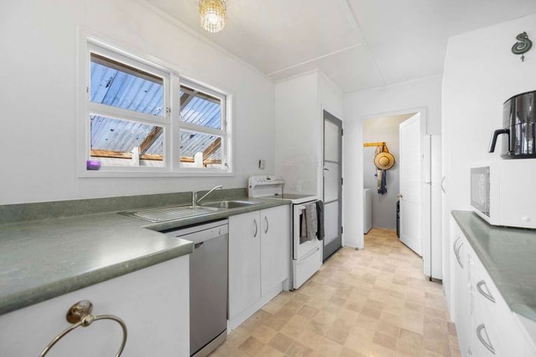 Photo of property in 86 Revans Street, Featherston, 5710