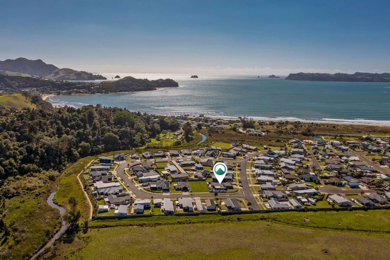Photo of property in 325 Cook Drive, Whitianga, 3510