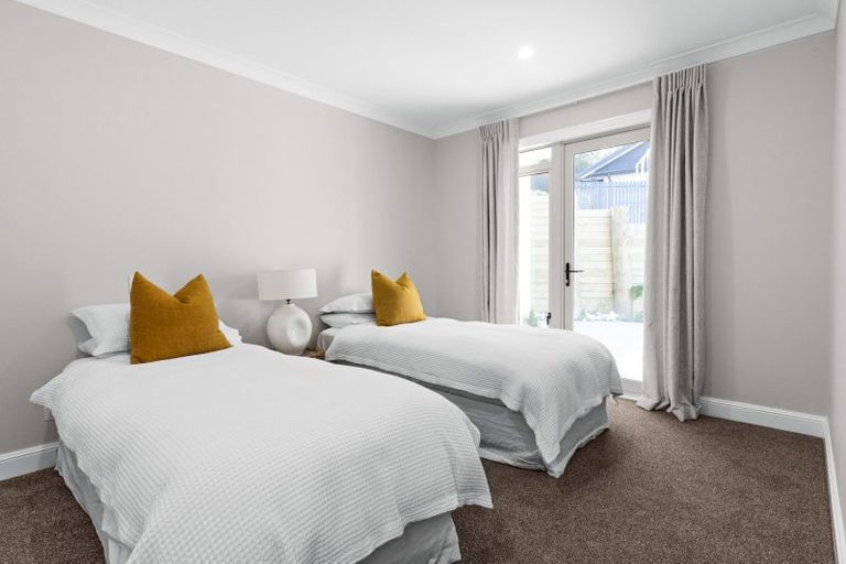 Photo of property in 1 Ridgeway Terrace, Taradale, Napier, 4112