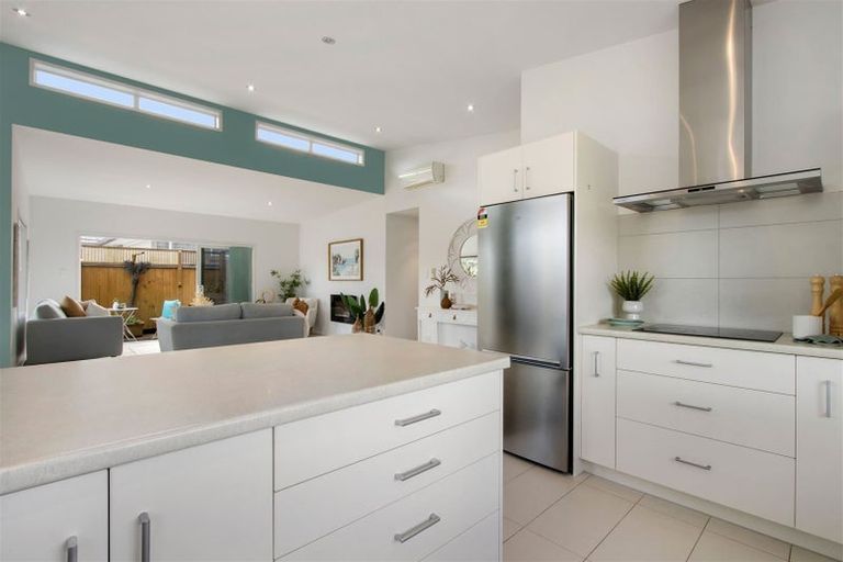 Photo of property in 10 Riverside Place, Katikati, 3129