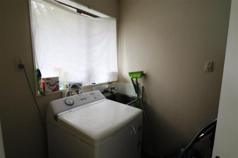 Photo of property in 114 Norana Road, Timberlea, Upper Hutt, 5018