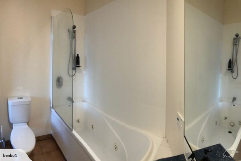 Photo of property in Hume House, 33/152 The Terrace, Wellington Central, Wellington, 6011