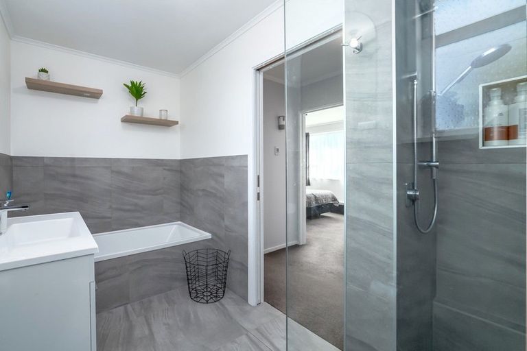 Photo of property in 46 Miller Street, Dannevirke, 4930