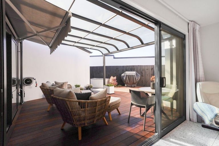 Photo of property in 15 Eminence Drive, Northwood, Christchurch, 8051