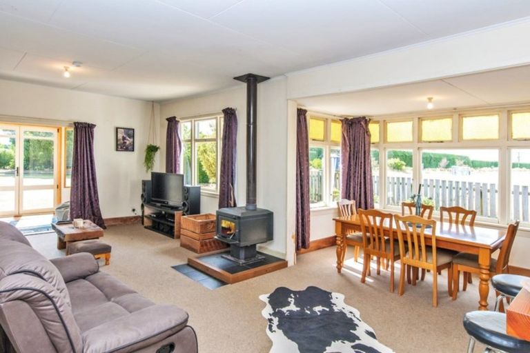 Photo of property in 2439 Bealey Road, Hororata, 7572