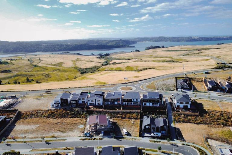 Photo of property in 216 Vaughans Road, Long Bay, Albany, 0792