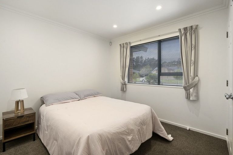 Photo of property in 36 Mary Huse Grove, Manor Park, Lower Hutt, 5019