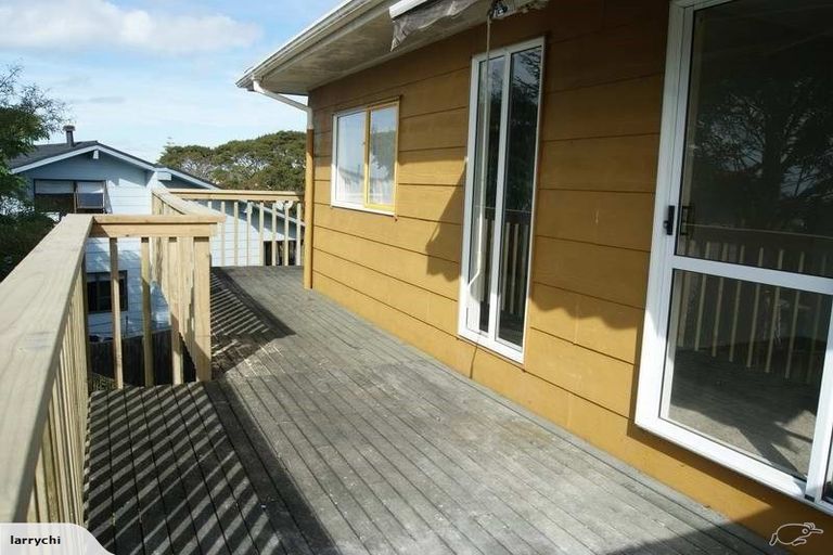 Photo of property in 2/38b Manuka Road, Glenfield, Auckland, 0629