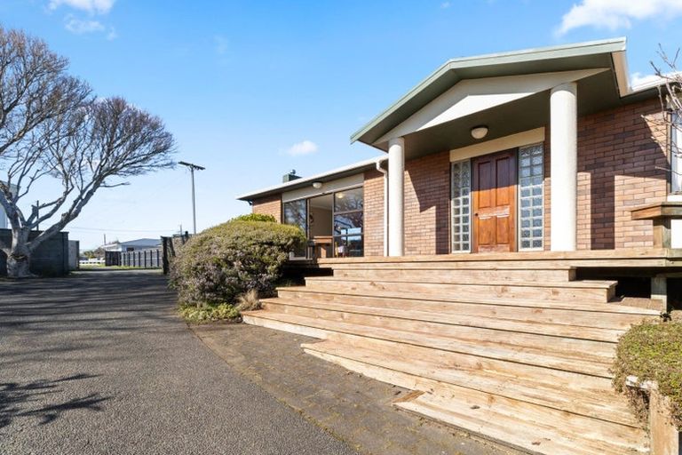 Photo of property in 5b Truby King Street, Merrilands, New Plymouth, 4312