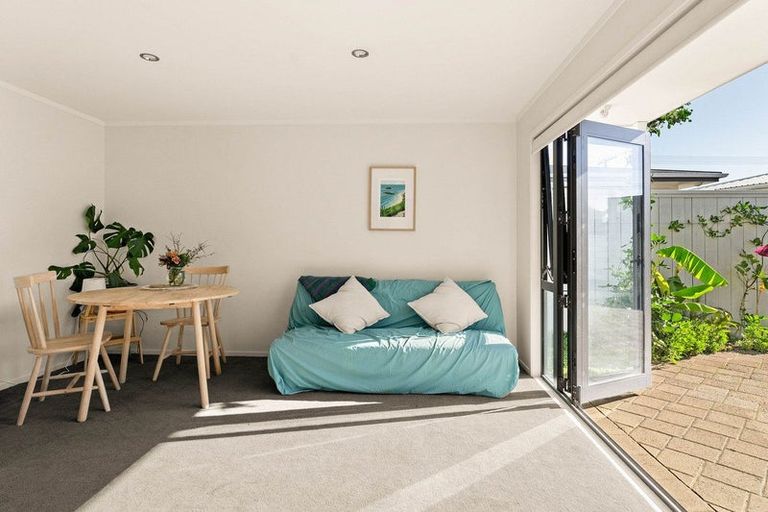 Photo of property in 2/563 Maunganui Road, Mount Maunganui, 3116