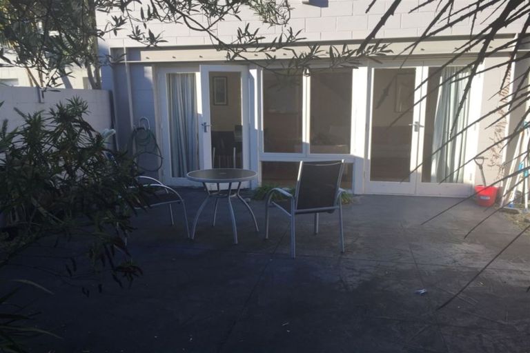 Photo of property in 2/104 Rossall Street, Merivale, Christchurch, 8014
