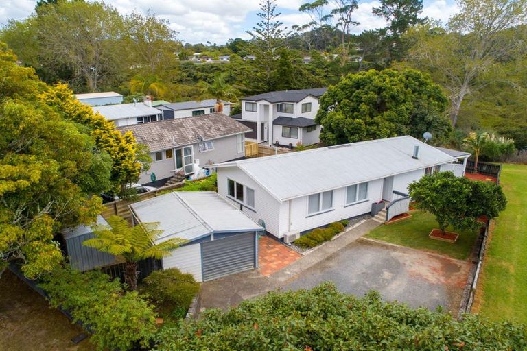 Photo of property in 93 Riverpark Crescent, Henderson, Auckland, 0610