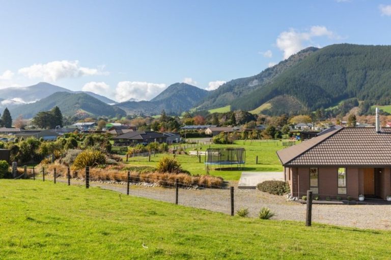 Photo of property in 29 Robertson Mill Place, Rai Valley, 7194