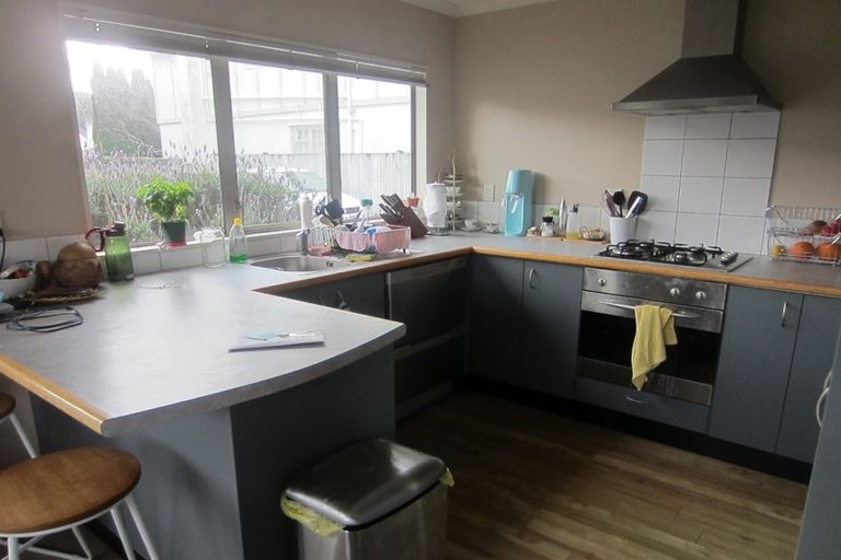 Photo of property in 12a Cambridge Street, Tawa, Wellington, 5028