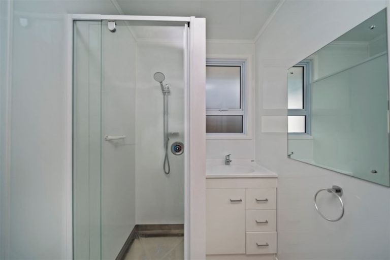 Photo of property in 14 Caledonia Street, Hawera, 4610