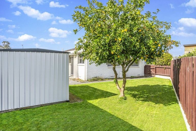 Photo of property in 15b Sandalwood Drive, Dinsdale, Hamilton, 3204