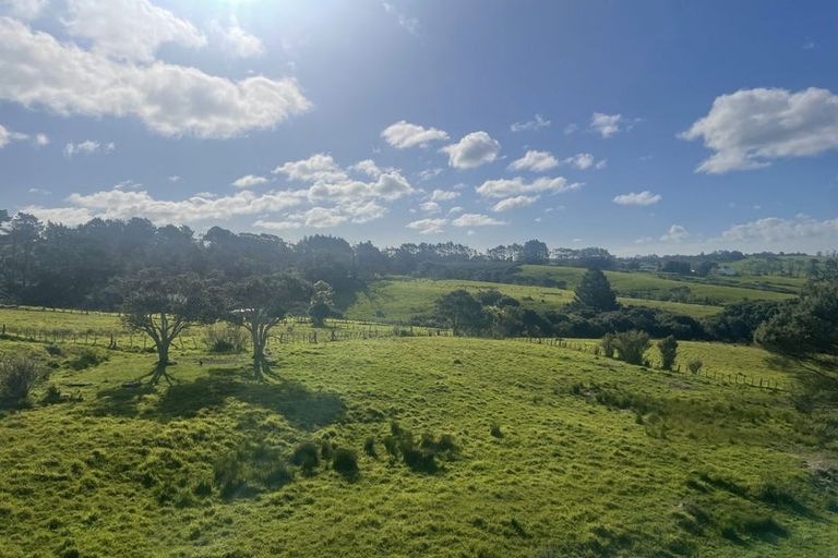 Photo of property in 46 Morus Road, Massey, Auckland, 0614