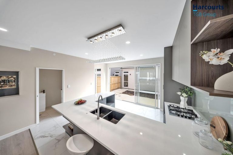 Photo of property in 35 Aviation Street, Takanini, 2112