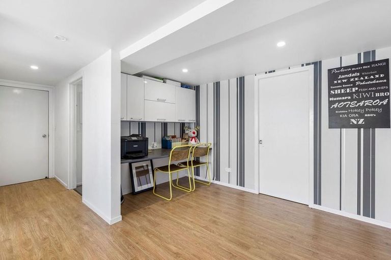 Photo of property in 107 Coronation Road, Hillcrest, Auckland, 0627