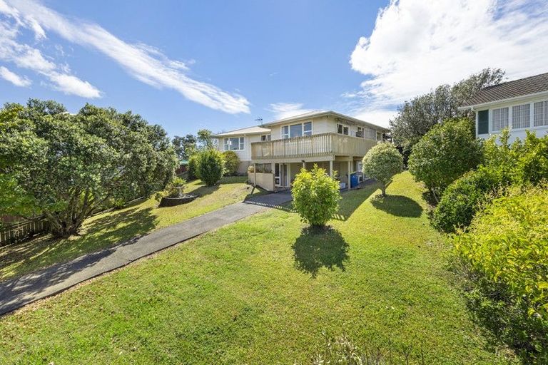 Photo of property in 30 Dellwood Avenue, Henderson, Auckland, 0612