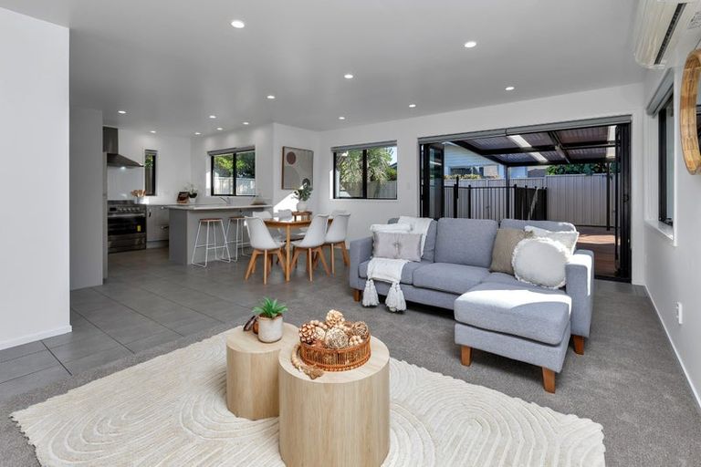 Photo of property in 116 Barbados Way, One Tree Point, 0118