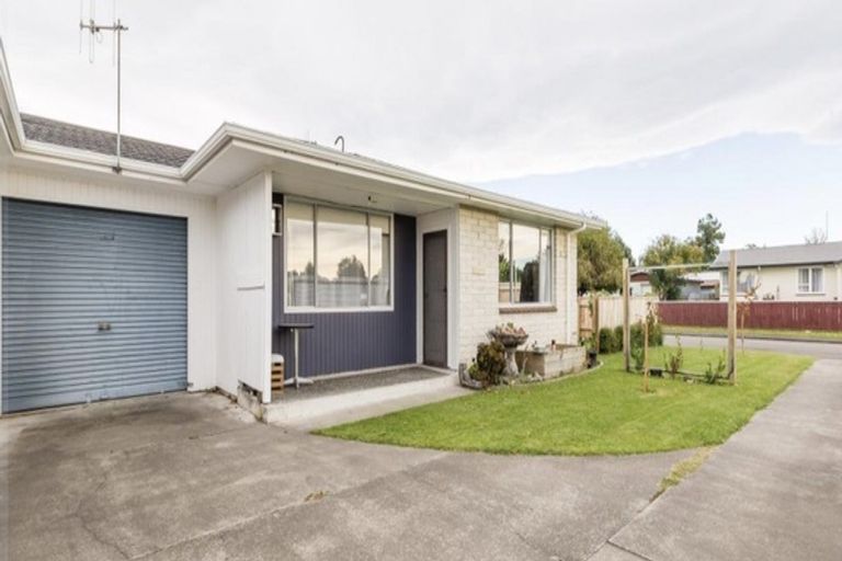 Photo of property in 8-9 Murdoch Place, Raureka, Hastings, 4120