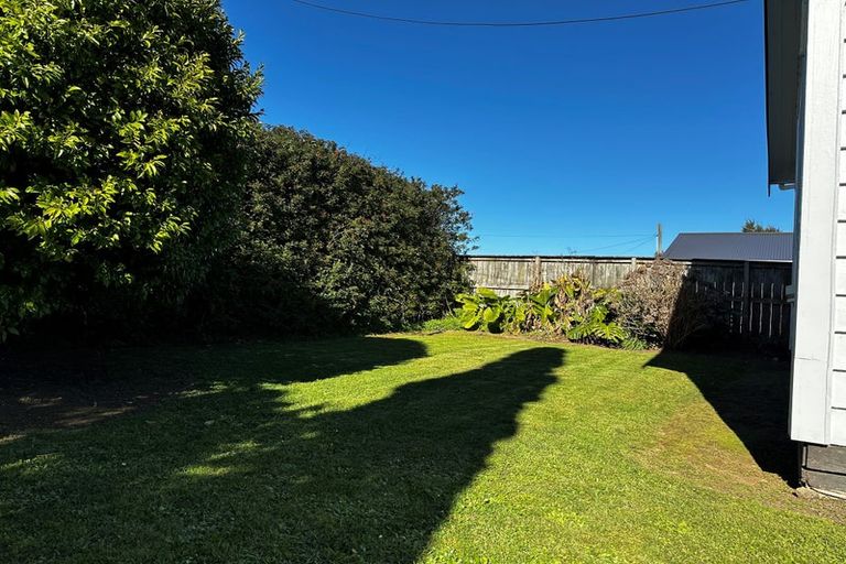 Photo of property in 14 Henderson Avenue, Tuakau, 2121