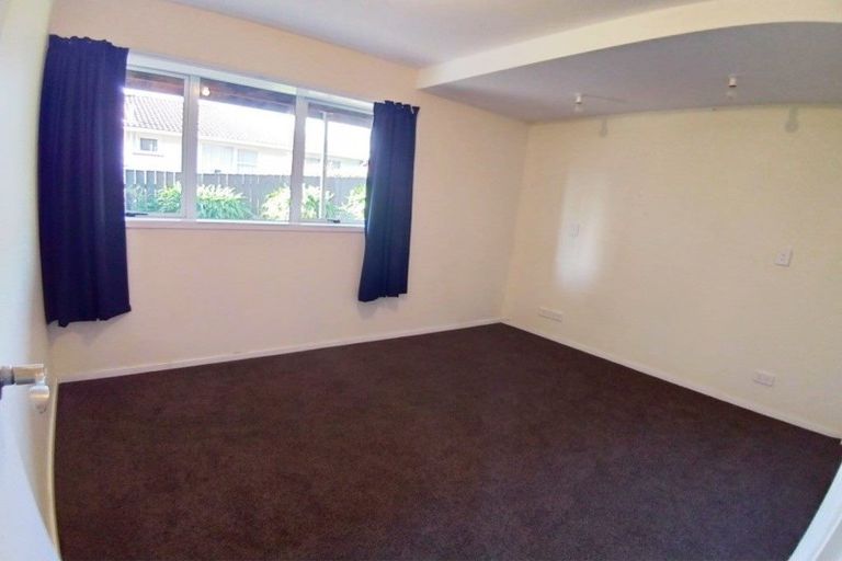 Photo of property in 56 Weatherly Road, Torbay, Auckland, 0630