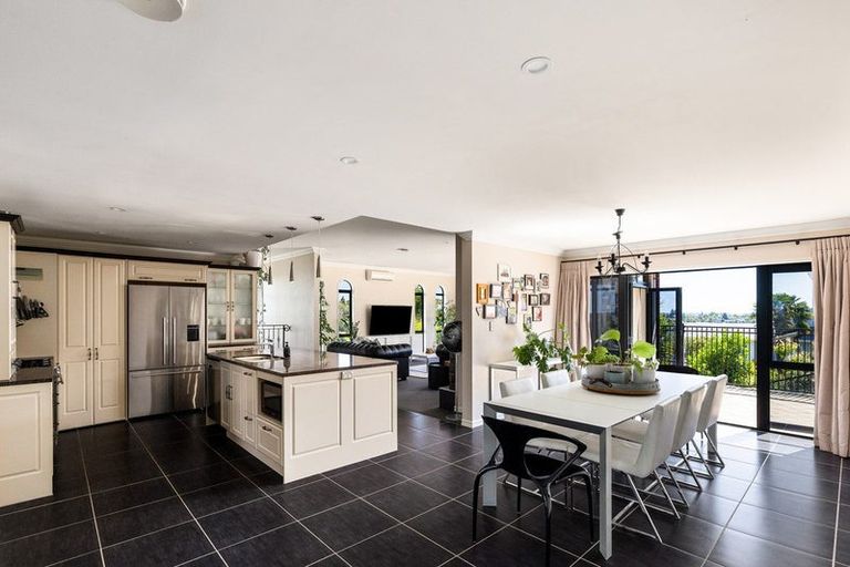 Photo of property in 66 Little John Drive, Bellevue, Tauranga, 3110