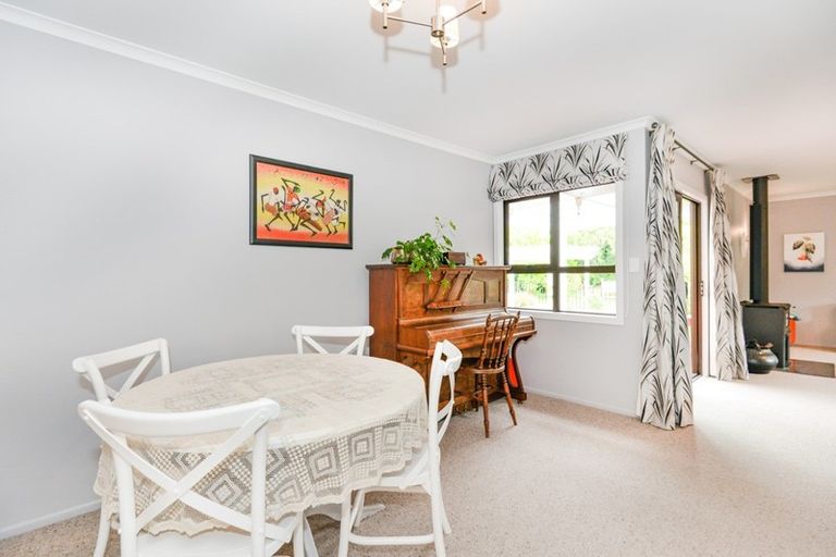 Photo of property in 52 James Cook Street, Havelock North, 4130