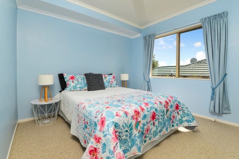 Photo of property in 137 Rototuna Road, Rototuna, Hamilton, 3210