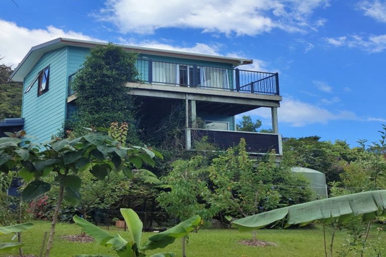 Photo of property in 15 Puriri Place, Tuateawa, Coromandel, 3583
