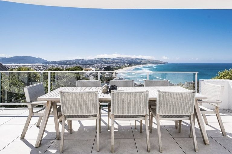 Photo of property in 104 Cliffs Road, Saint Clair, Dunedin, 9012