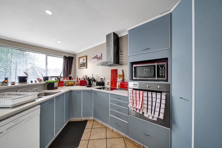 Photo of property in 35 Fantham Street, Hawera, 4610