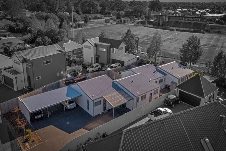 Photo of property in 76 Trafalgar Street, St Albans, Christchurch, 8014