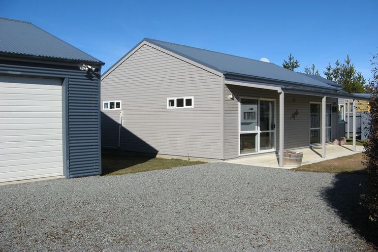 Photo of property in 43 Totara Drive, Twizel, 7901