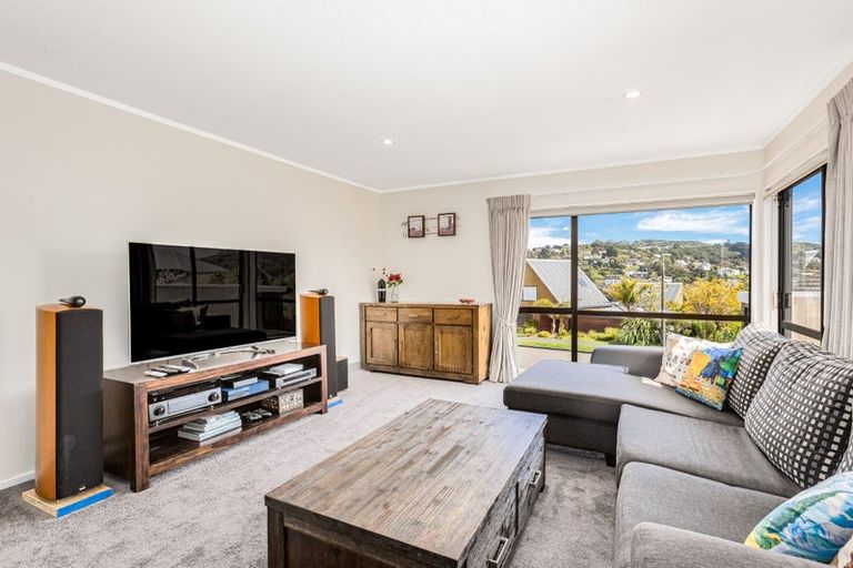 Photo of property in 3 Eclipse Lane, Whitby, Porirua, 5024