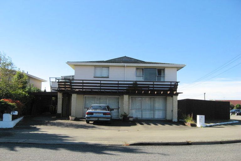 Photo of property in 1-3/1 Hopkins Street, Gleniti, Timaru, 7910