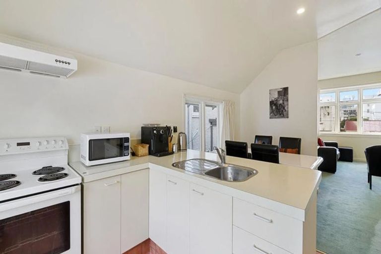 Photo of property in 9 Palmer Street, Aro Valley, Wellington, 6011