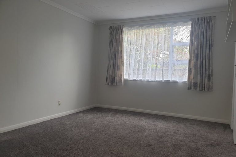 Photo of property in 16b Montgomery Street, Stokes Valley, Lower Hutt, 5019