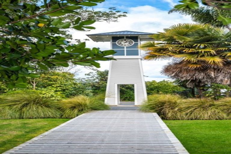 Photo of property in 27 Landmark Terrace, Orewa, 0931