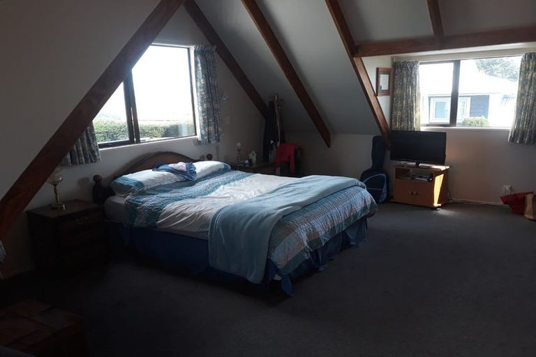 Photo of property in 216 Major Hornbrook Road, Mount Pleasant, Christchurch, 8081