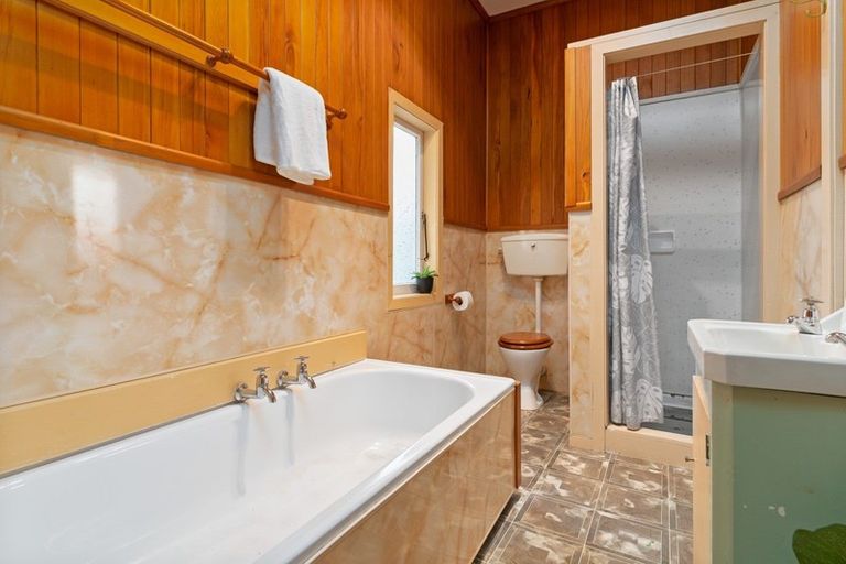 Photo of property in 142 Upper Plain Road, Masterton, 5810