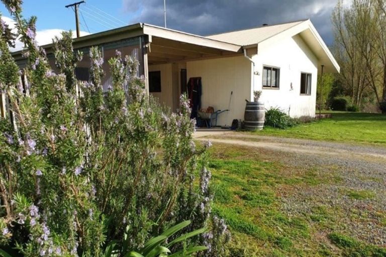 Photo of property in 73 Settlement Road, Hatuma, Waipukurau, 4281