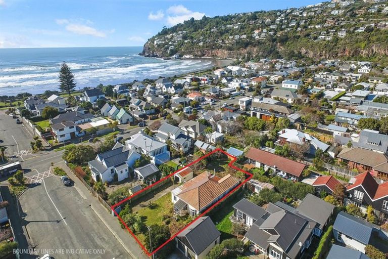 Photo of property in 11 Hardwicke Street, Sumner, Christchurch, 8081