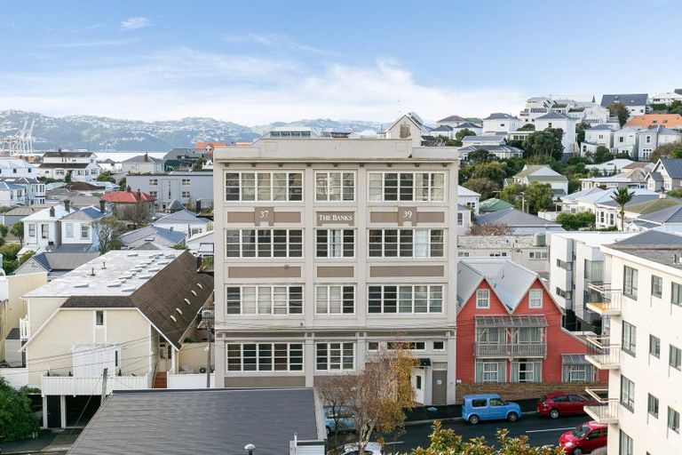 Photo of property in 10/37 Majoribanks Street, Mount Victoria, Wellington, 6011