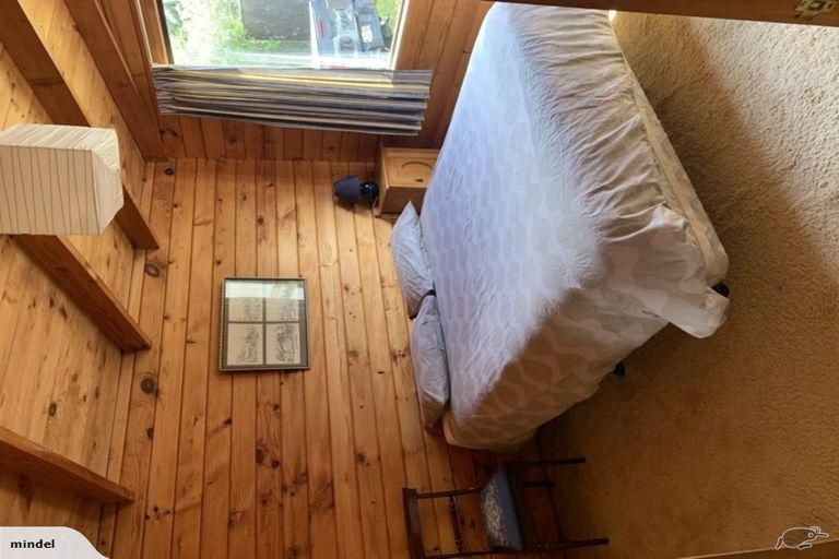 Photo of property in 17 Ivy Terrace, Moana, 7872