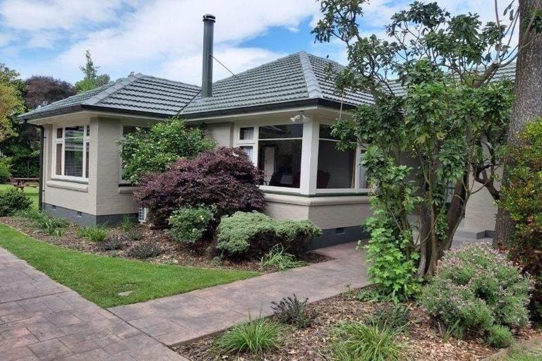 Photo of property in 10 Hawford Road, Opawa, Christchurch, 8023